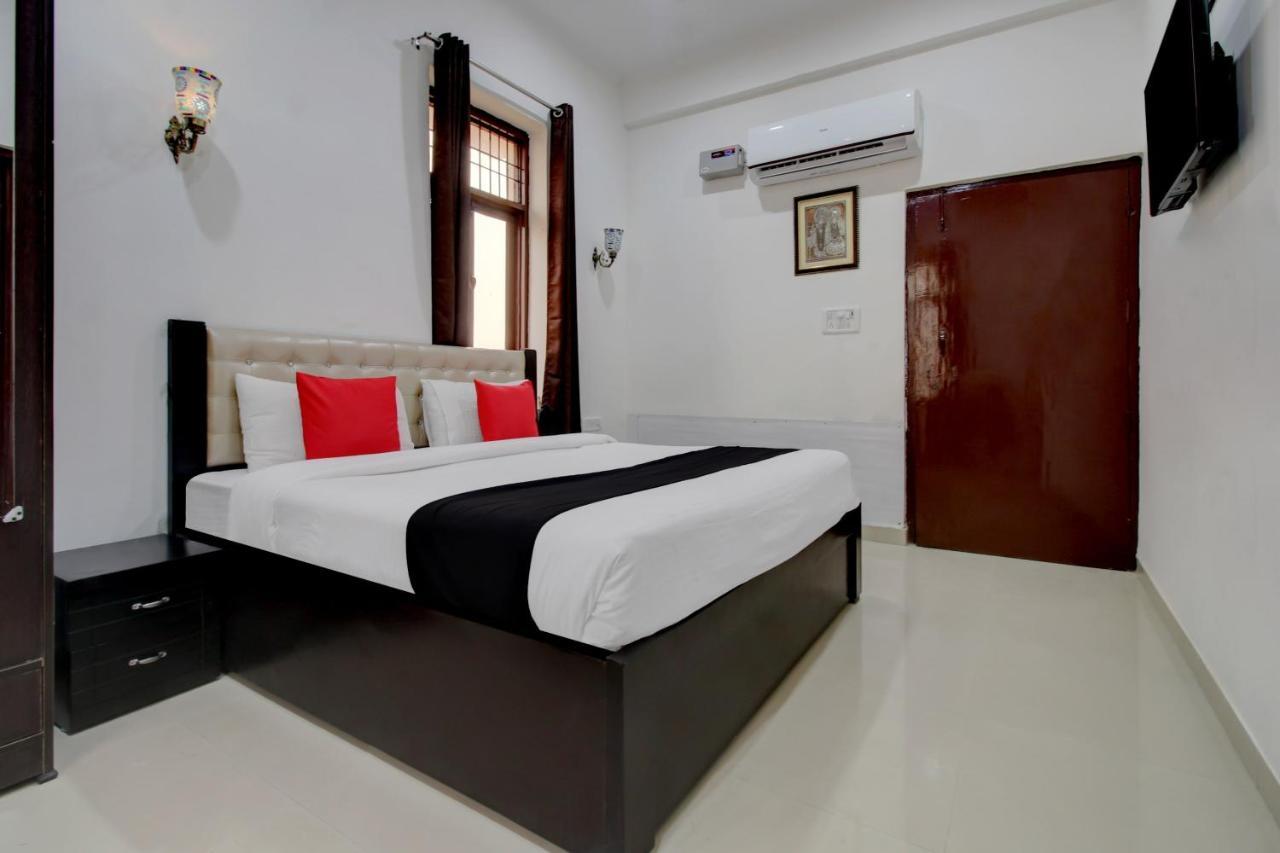 Elegance Resort Mathura Bagian luar foto