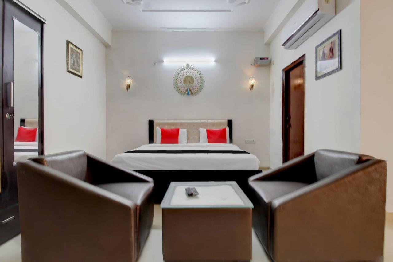 Elegance Resort Mathura Bagian luar foto