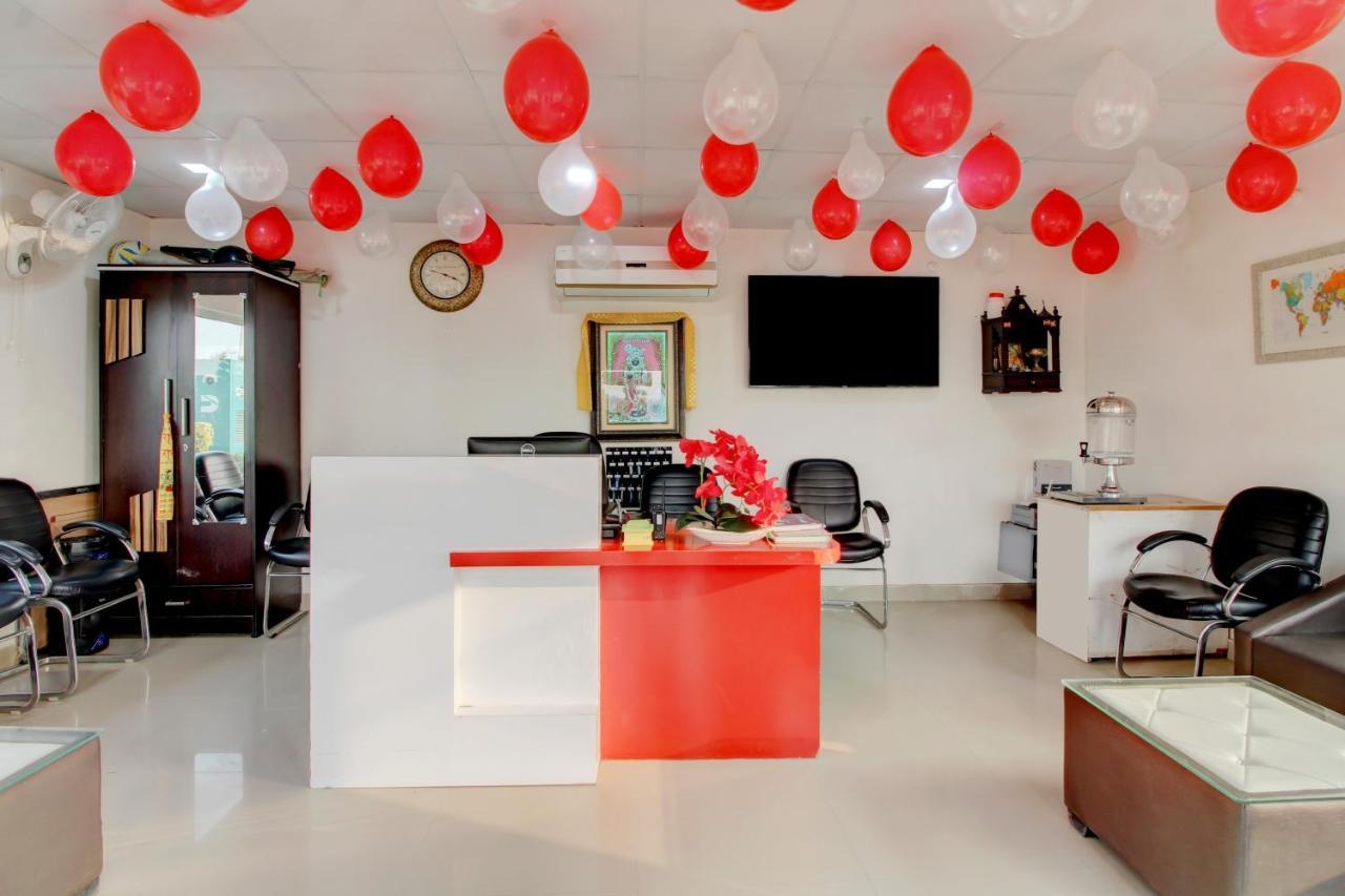Elegance Resort Mathura Bagian luar foto