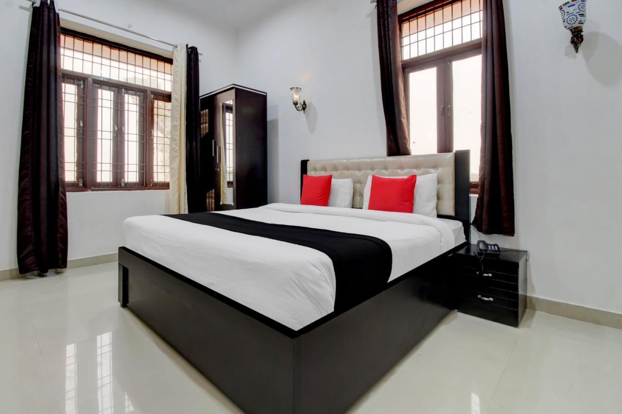 Elegance Resort Mathura Bagian luar foto