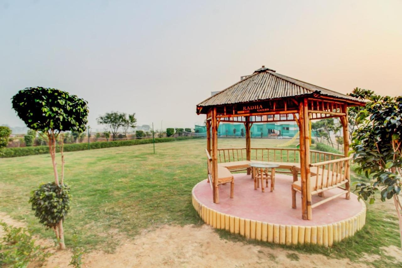 Elegance Resort Mathura Bagian luar foto